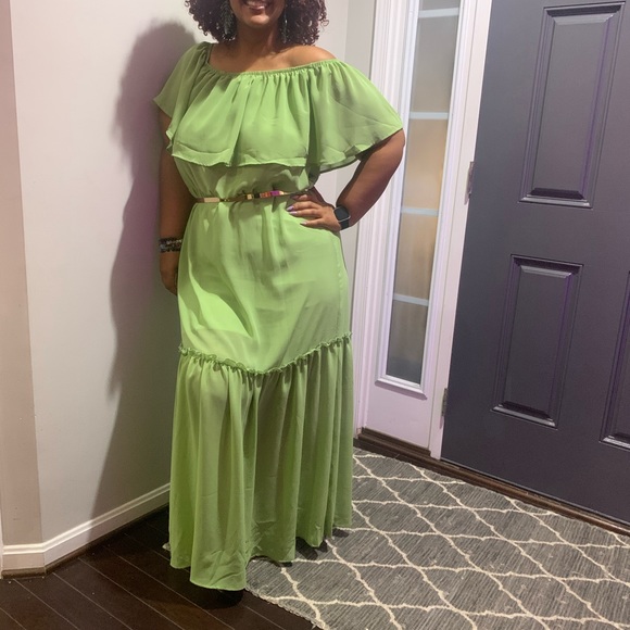 Off the shoulder dress - Picture 3 of 3